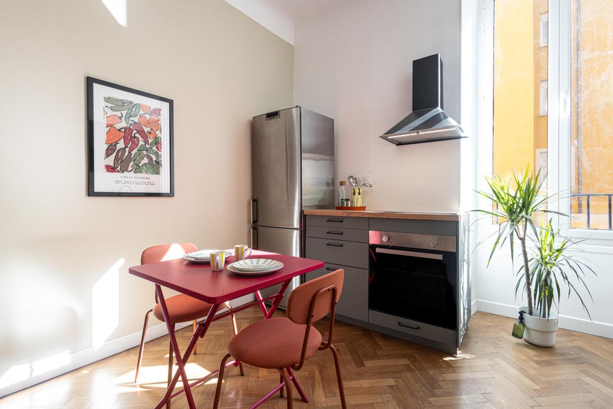 Apartment Shopping Et Detente Au Centre De ! *